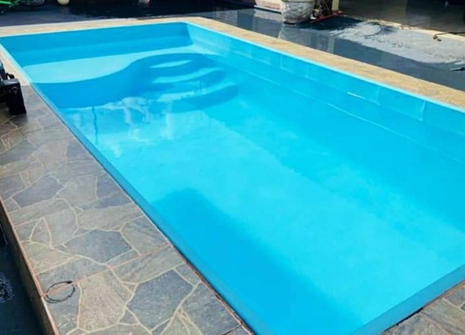 foto piscina cartão fort 700